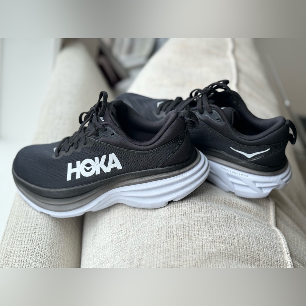HOKA One One Bondi 8 sneakers, black & white, size 6.5